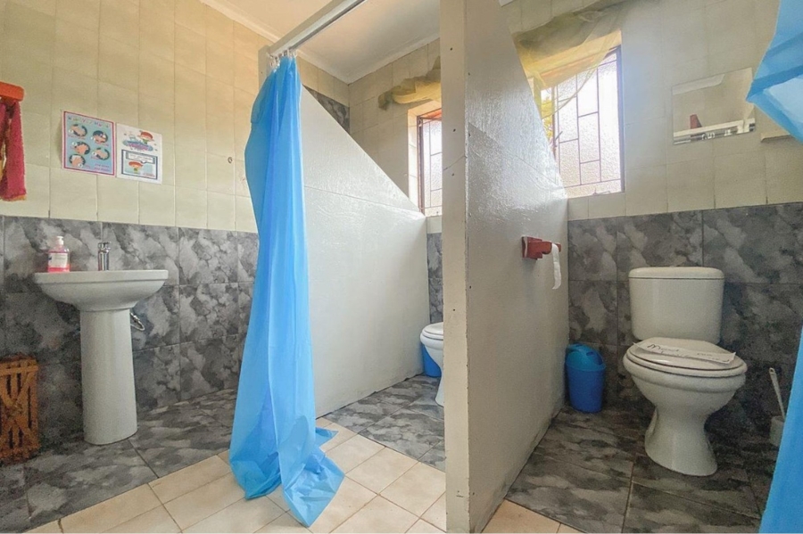 8 Bedroom Property for Sale in Schoemansville North West